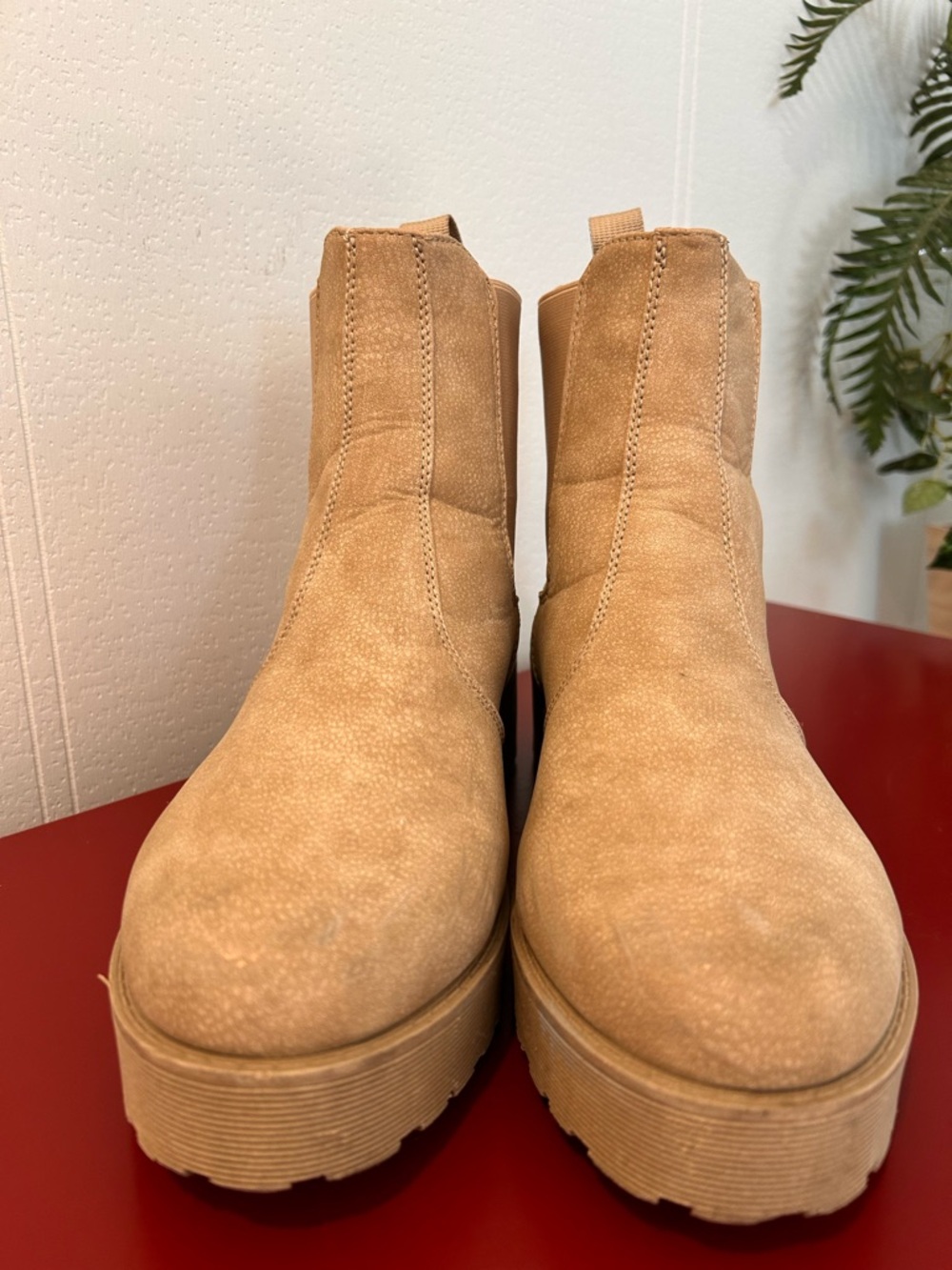 Dirty Laundry Women’s  Margo Chelsea Booties Size 9.5 - Picture 5 of 9